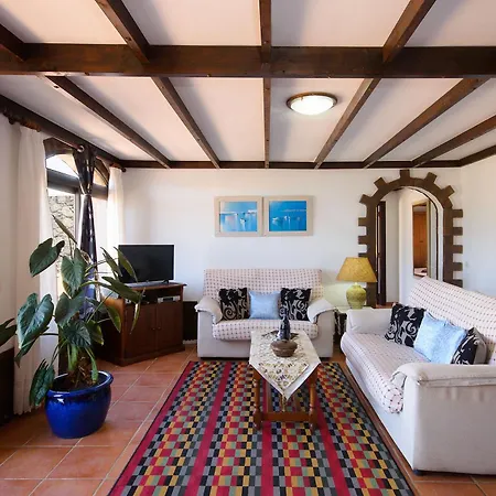 Casa Clara 1 Вилла Кониль