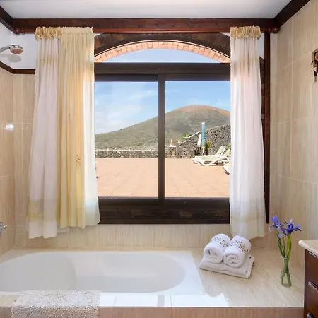 Casa Clara 1 *